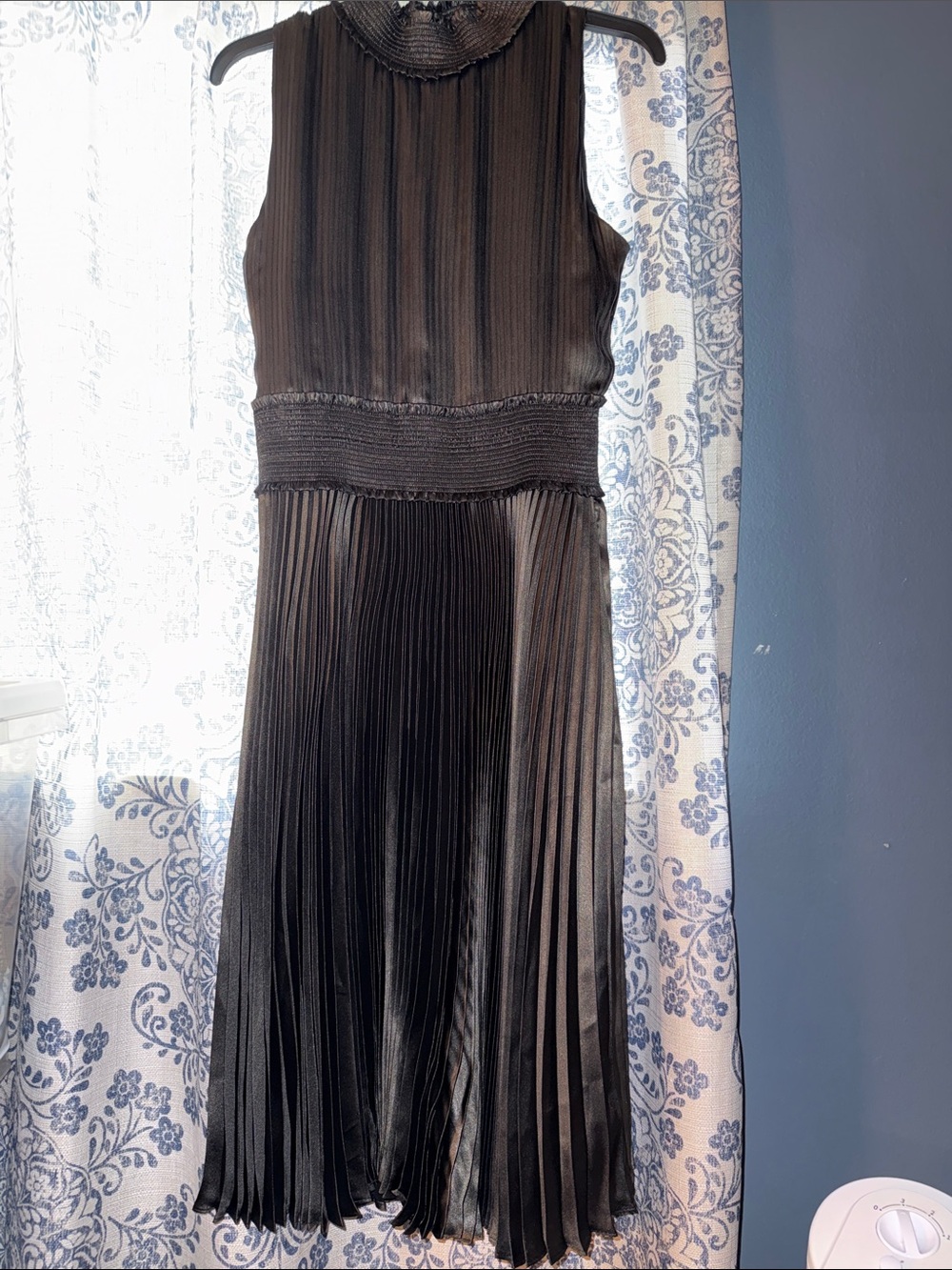 Nanette Lepore Black Sleeveless Pleated Midi Dress with Smocked Waist